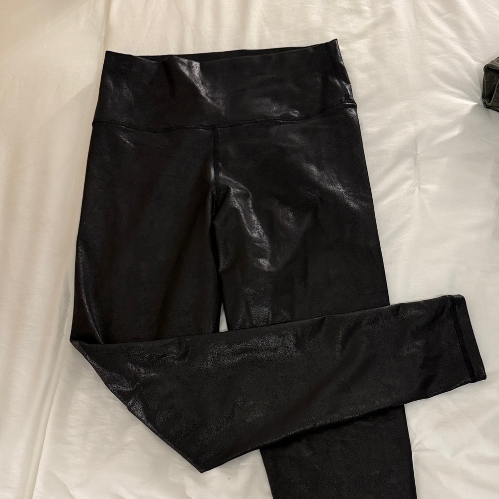 Aerie Offline Shiny Black Leggings